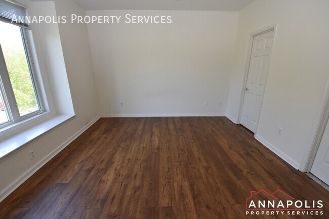 Building Photo - 643 Oakland Hills Dr