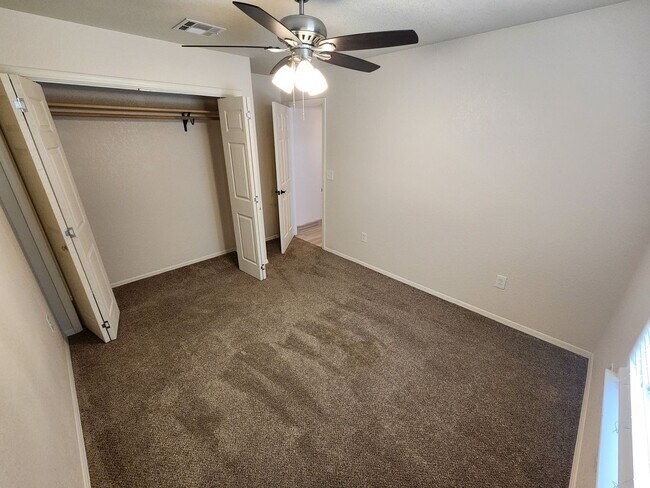 Building Photo - 1535 Vajillo Ln