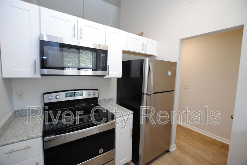 Building Photo - 2443 N Seabury Pl