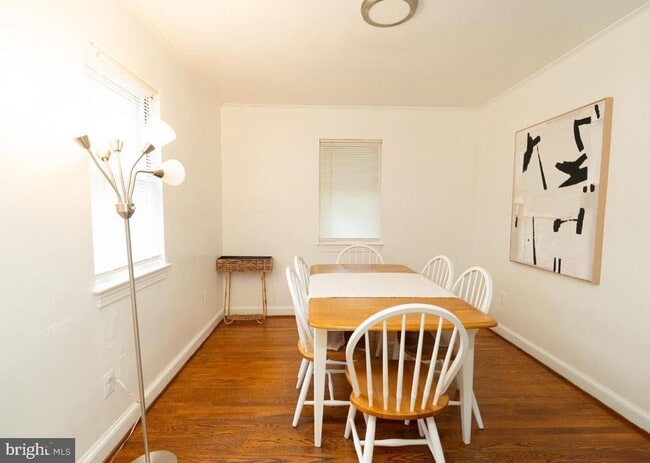 Building Photo - 1037 16th St S