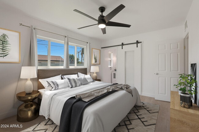 Building Photo - 7225 N 19th Dr