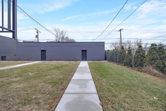 Building Photo - 4629 S Michigan Ave