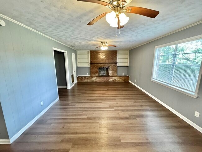 Building Photo - 5157 Horn Lake Rd