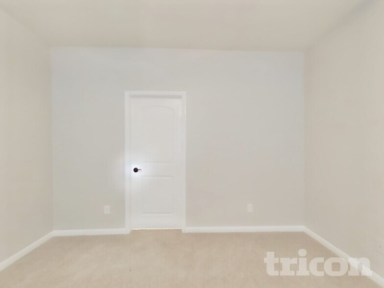 Building Photo - 8888 Oval Glass St