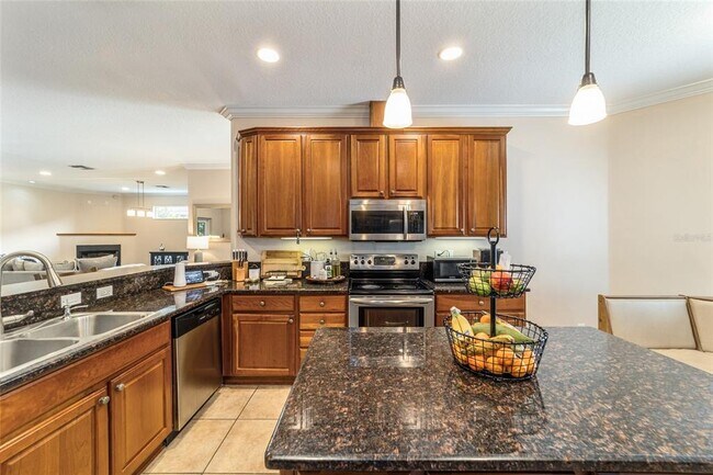 Building Photo - 4903 SW 63rd Loop