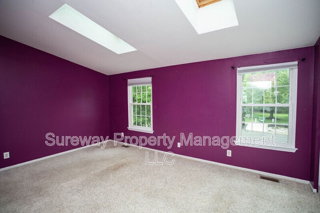 Building Photo - 38 Dorchester Cir
