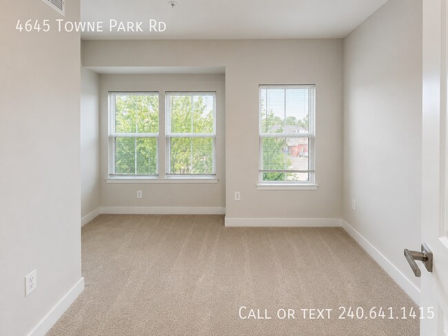Building Photo - 4645 Towne Park Rd