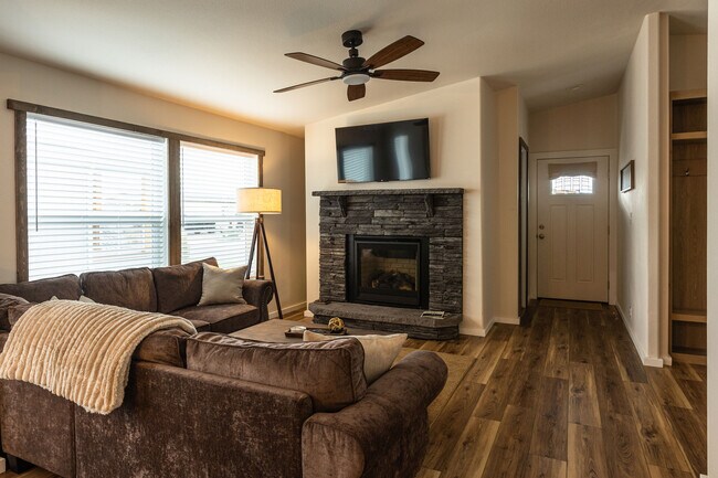 Building Photo - 188 Walleye Rd