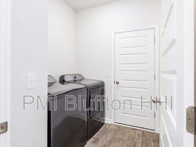 Building Photo - 118 Hydrangea Wy