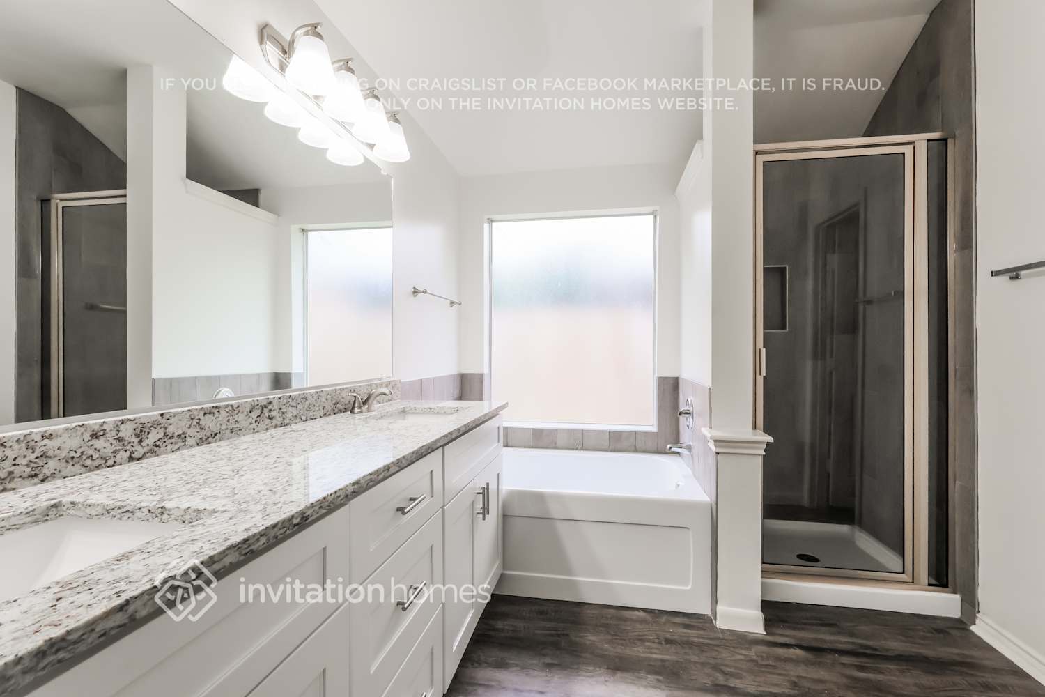 Building Photo - 15414 Misty Dawn Tr