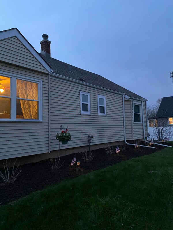 Building Photo - 1023 McCarthy Rd