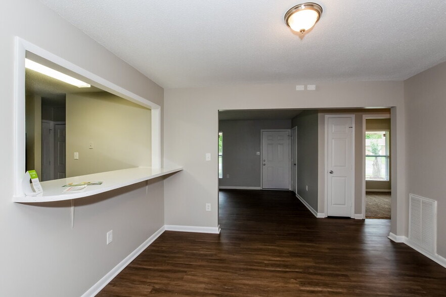 Building Photo - 3511 Firestone Dr