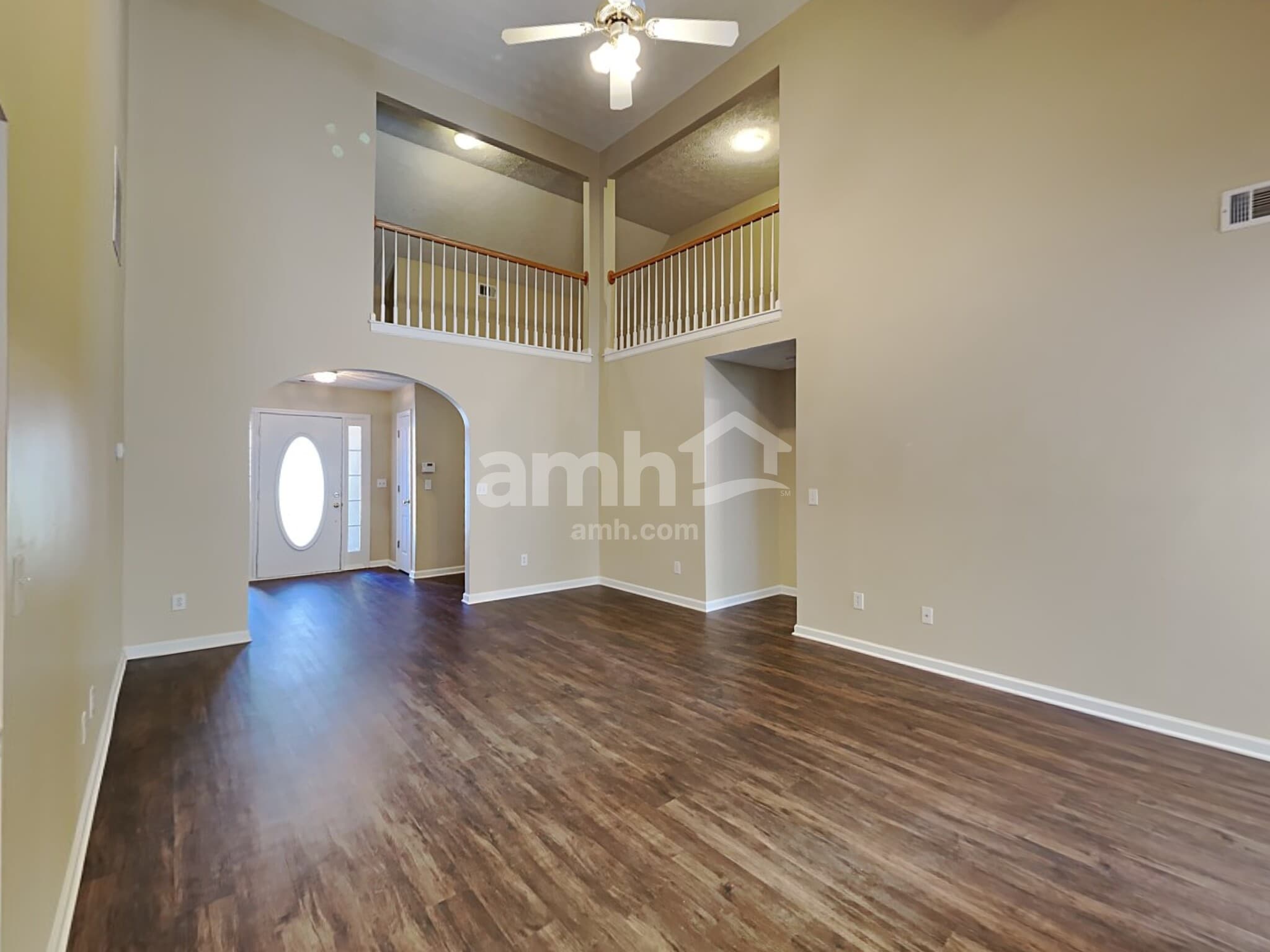 Building Photo - 532 Halley Way