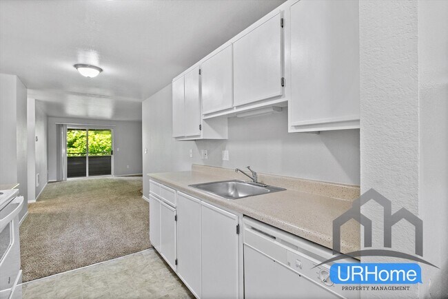 Building Photo - Stark Street Station