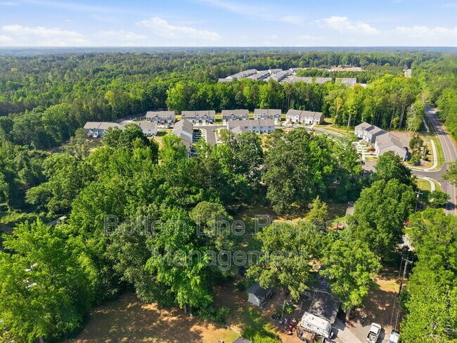 Building Photo - 1117 Dakine Dr
