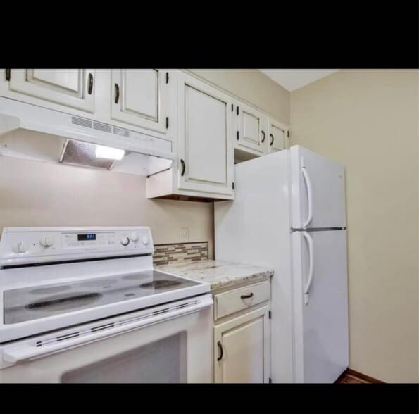 Building Photo - 702 S Taylor St