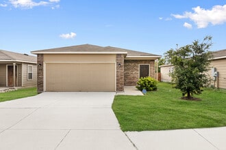 Building Photo - 10719 Noble Canyon