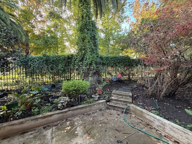 Building Photo - 63 S Branciforte Ave