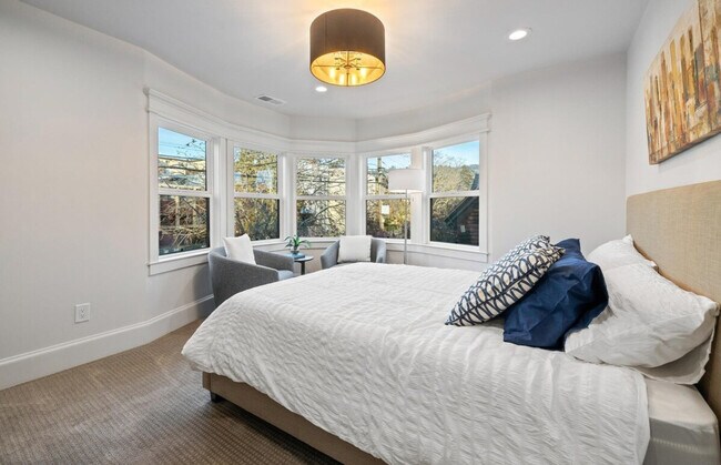 Building Photo - 1807 Martin Luther King Jr Way