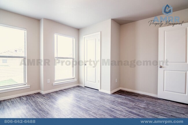 Building Photo - 2118 Langford Ave