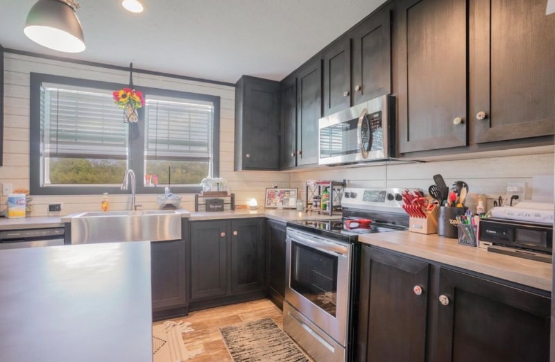 Building Photo - 3824 Wayside Rd