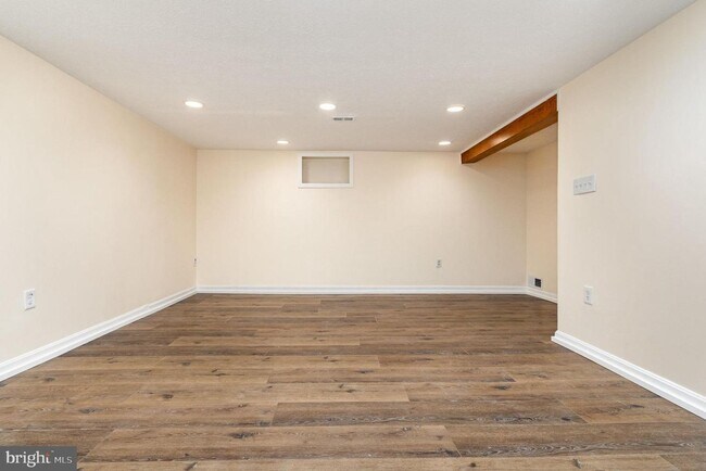 Building Photo - Renovated Rancher for rent in Rosedale!