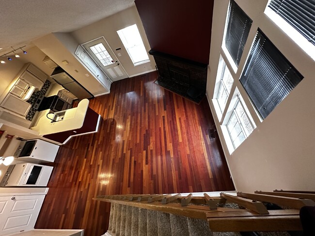 Building Photo - Available Now! "Charming 2bd/1ba with Fireplace & Hardwood Floors in Westminster Oasis!"