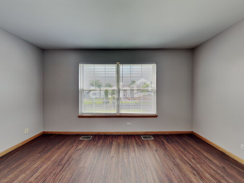 Building Photo - 11725 Cape Cod Ln