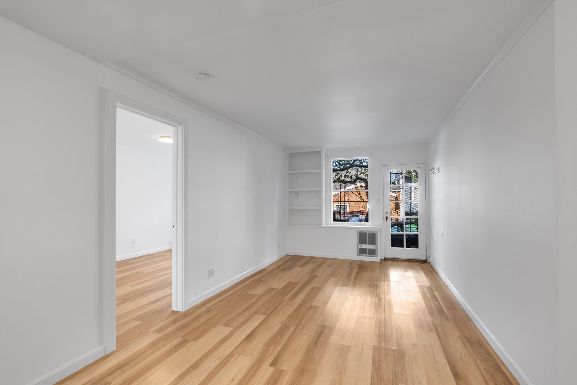 Building Photo - 22 Montezuma St