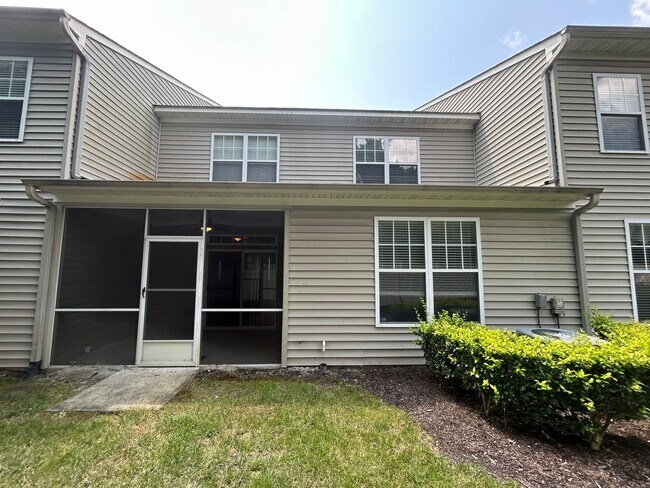 Building Photo - Charming 3-Bedroom Home in Prime VB Locati...