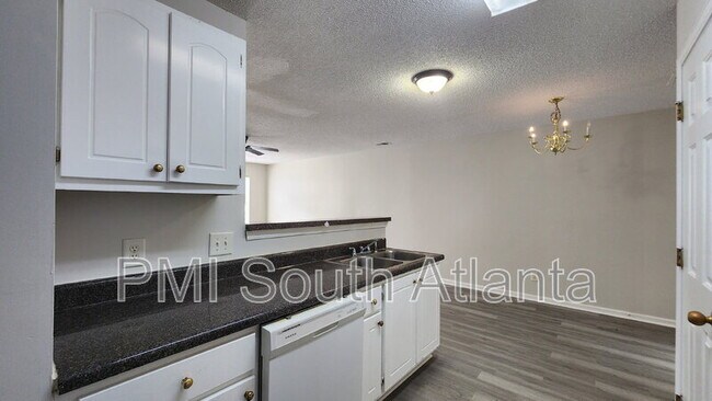 Building Photo - 1848 Carrington Dr