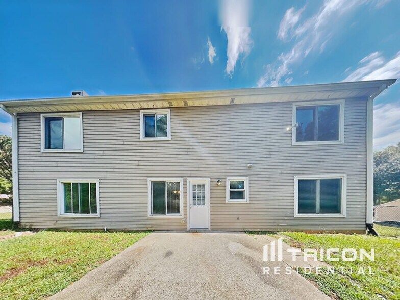 Building Photo - 703 Morgans Ridge Dr