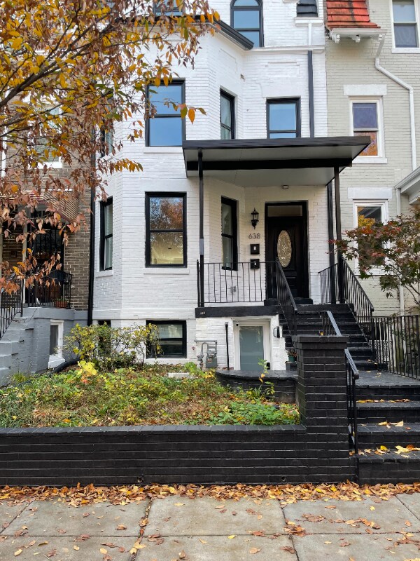 Building Photo - 638 Rock Creek Church Rd NW