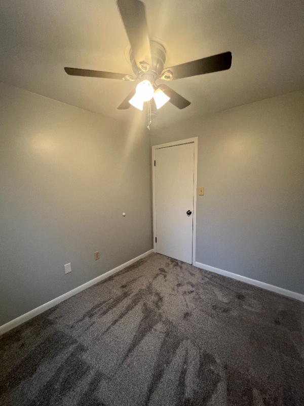 Building Photo - 30 Carolyn Terrace