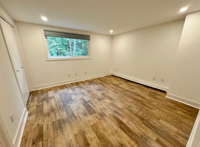 Building Photo - 34 Brookside Dr