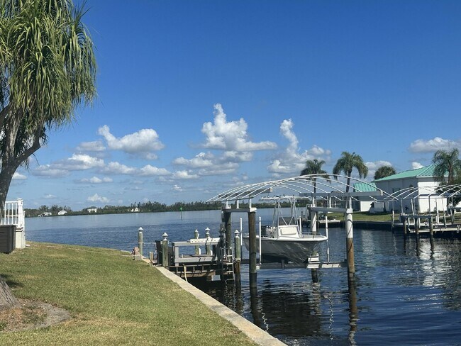 Building Photo - Gulf Cove Community