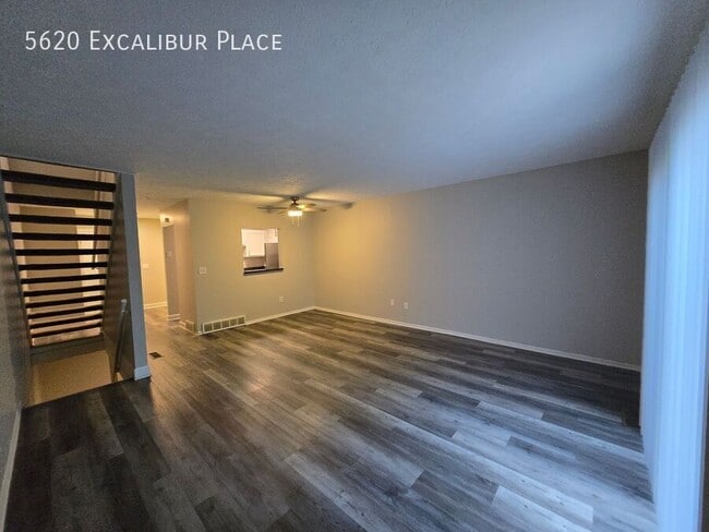 Building Photo - 5620 Excalibur Pl