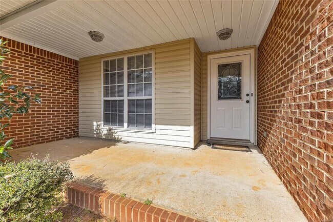 Building Photo - 1706 Jones Corner Rd