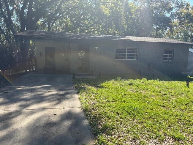 Building Photo - 7703 Hillcrest Terrace