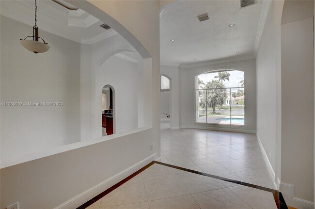 Building Photo - 10230 Key Plum St