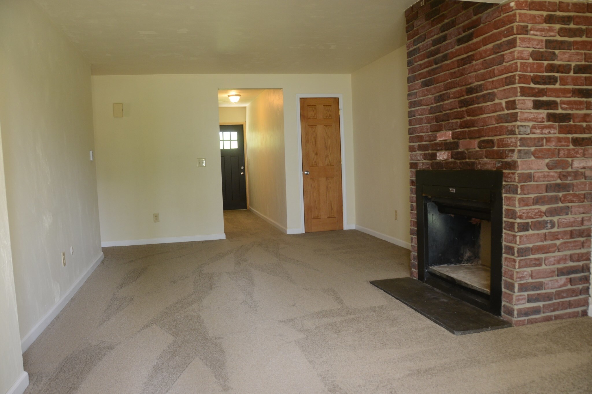 Living Room - 708 Torrey Ln