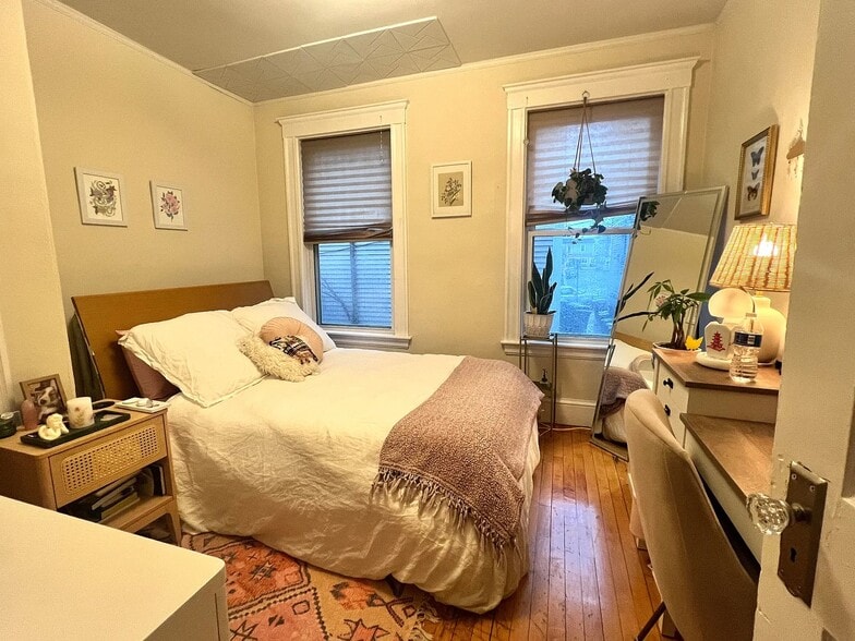 Building Photo - 82 Columbus Ave