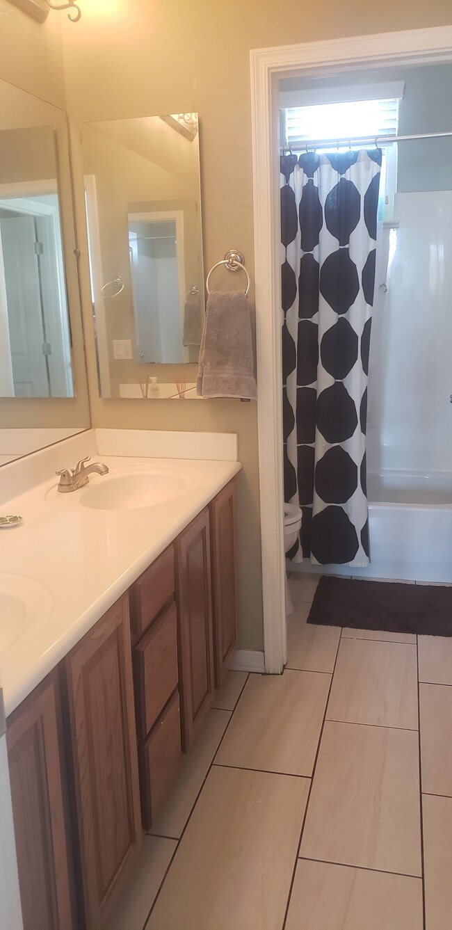 2nd full bathroom upstairs - 1465 W Flamingo Dr