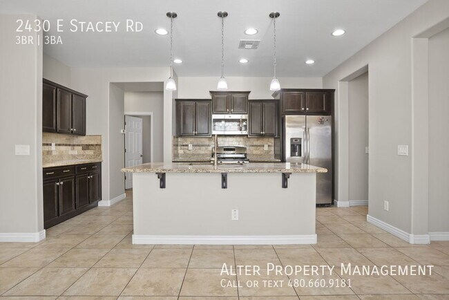 Building Photo - 2430 E Stacey Rd