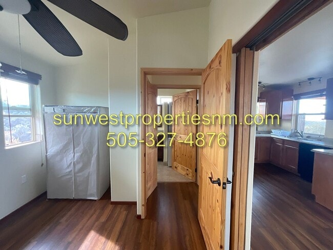 Building Photo - 1 Bedroom, 1 Bath Home in the Country