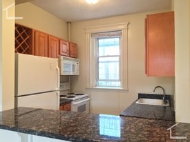 Building Photo - 109 Queensberry St