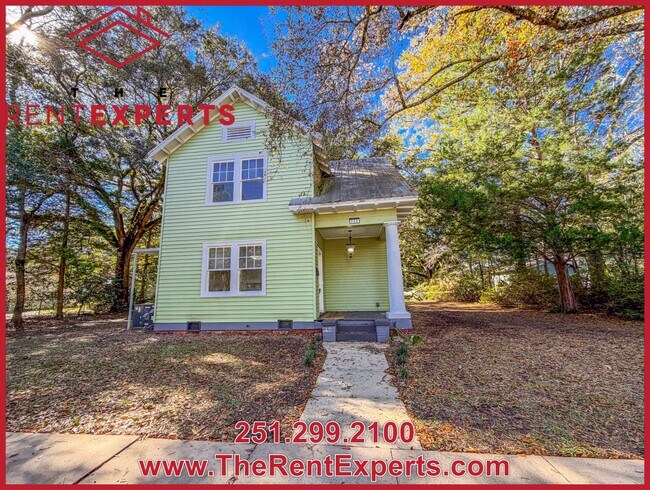 Building Photo - 206 5th St