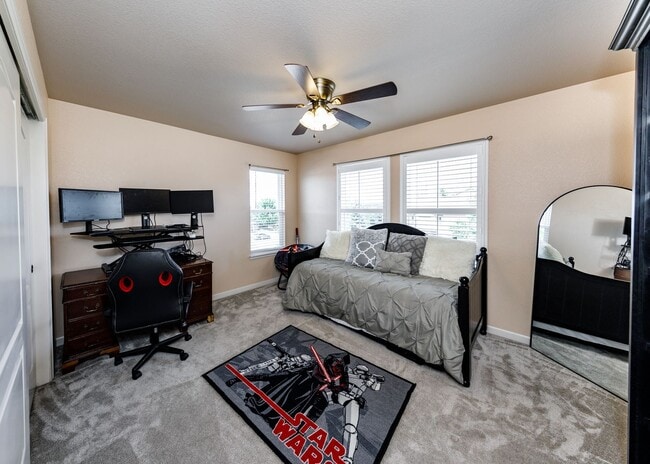 Building Photo - 3615 Oak Meadow Dr