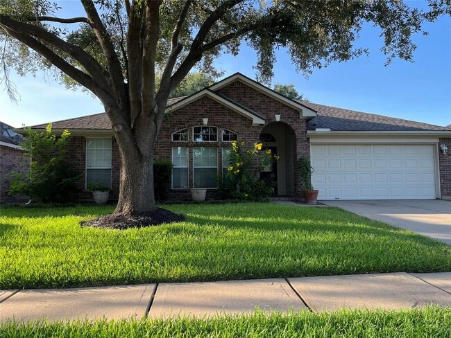 Building Photo - 19934 Upland Creek Dr
