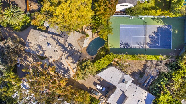 Building Photo - 525 S Westgate Ave